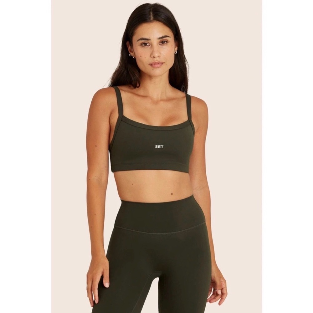 Olive Green Scoop Neck Sports Bra